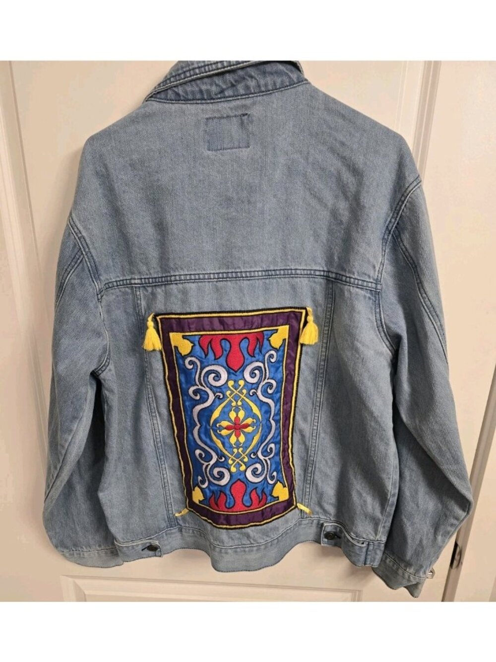 Disney Oh My Disney Aladdin Magic Carpet Denim Jean Jacket Women XL Embroidered
